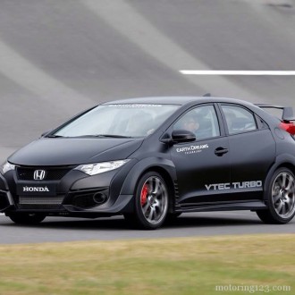 #2015 #Honda #Civic #typer on the track!!