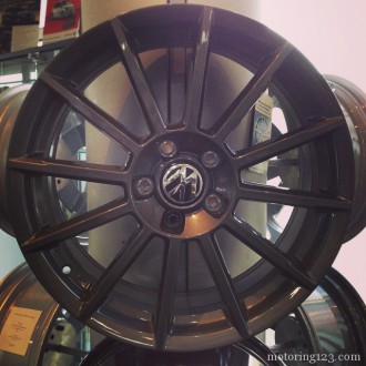 #Volkswagen Rotary 18" alloy wheels