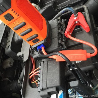 #ResQFrog jump starter in action on #VW #Polo